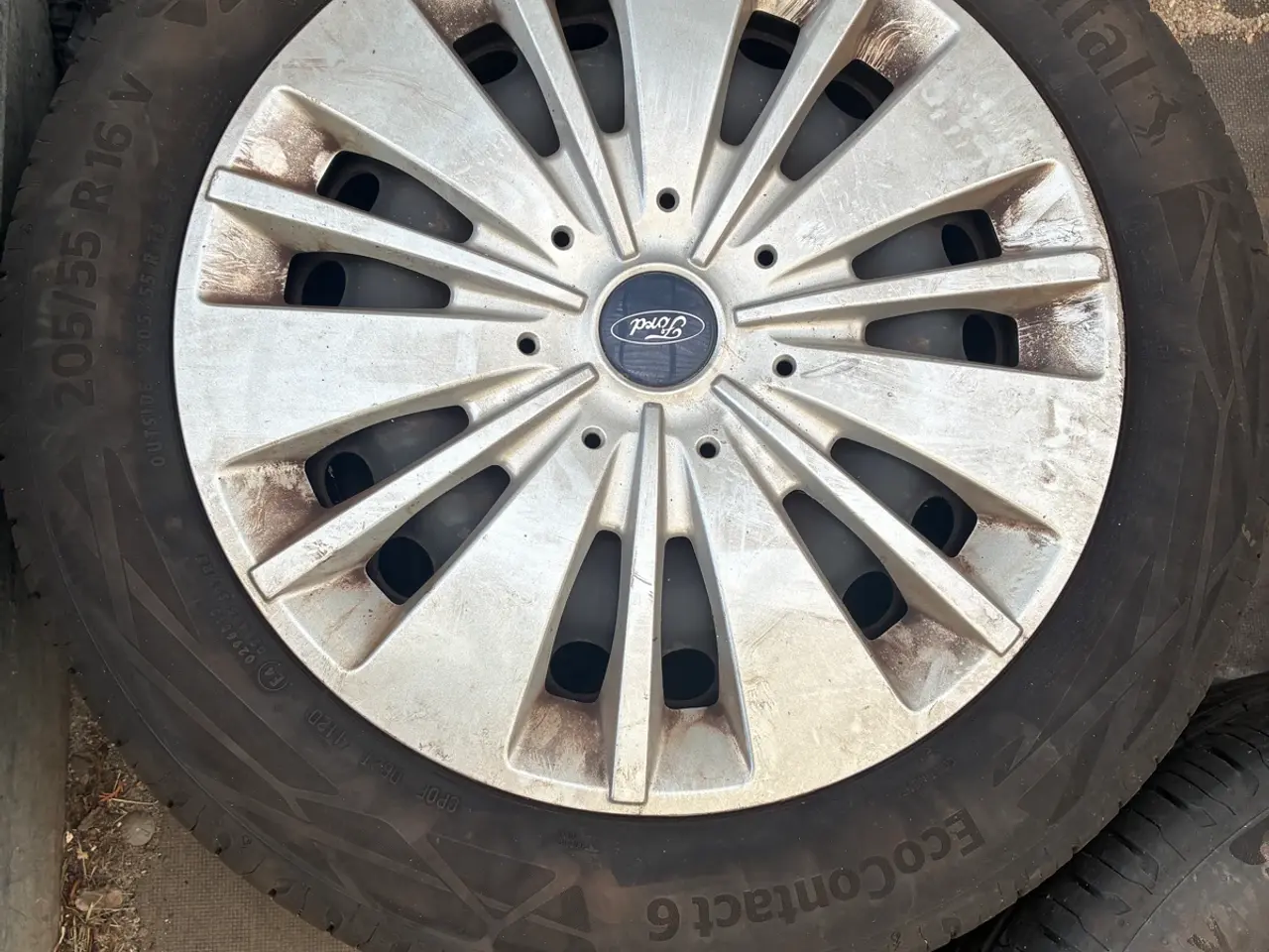 Billede 1 - Ford fokus Continental dæk 