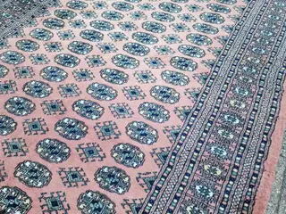 Pakistansk Bokhara-tæppe.