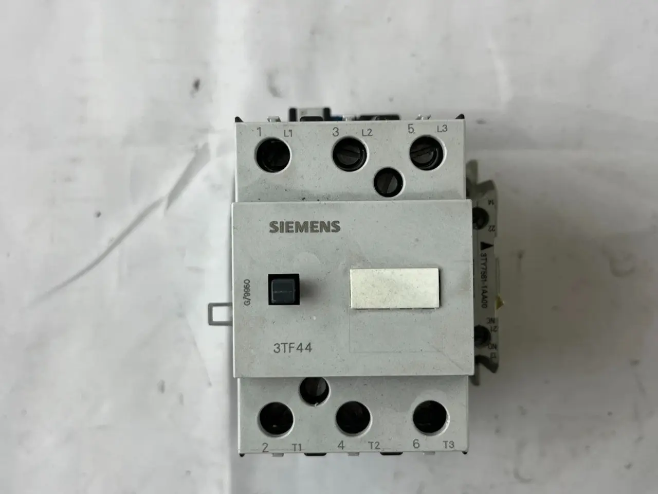 Billede 2 - Siemens 3TF44 kontaktor 3P w/ 3TY7561-1AA00 Aux