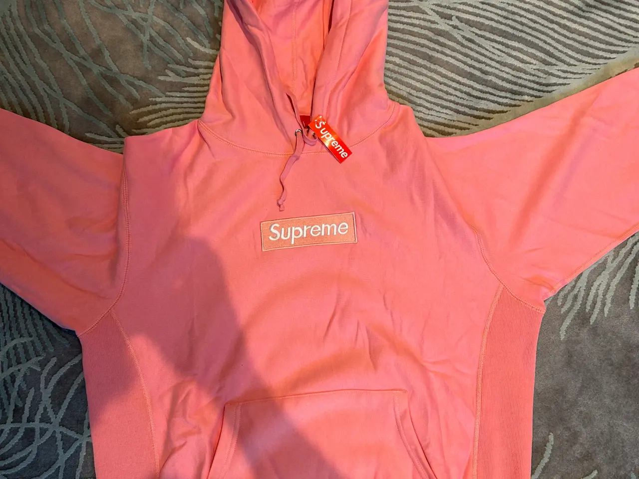 Billede 1 - supreme hoodie rigtig god kval