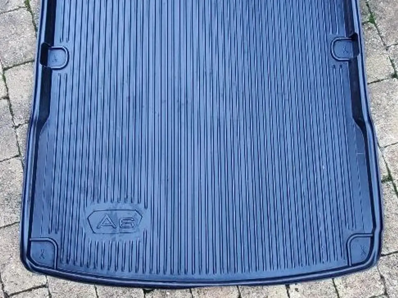 Billede 1 - Bagagerumsbakke Audi A6