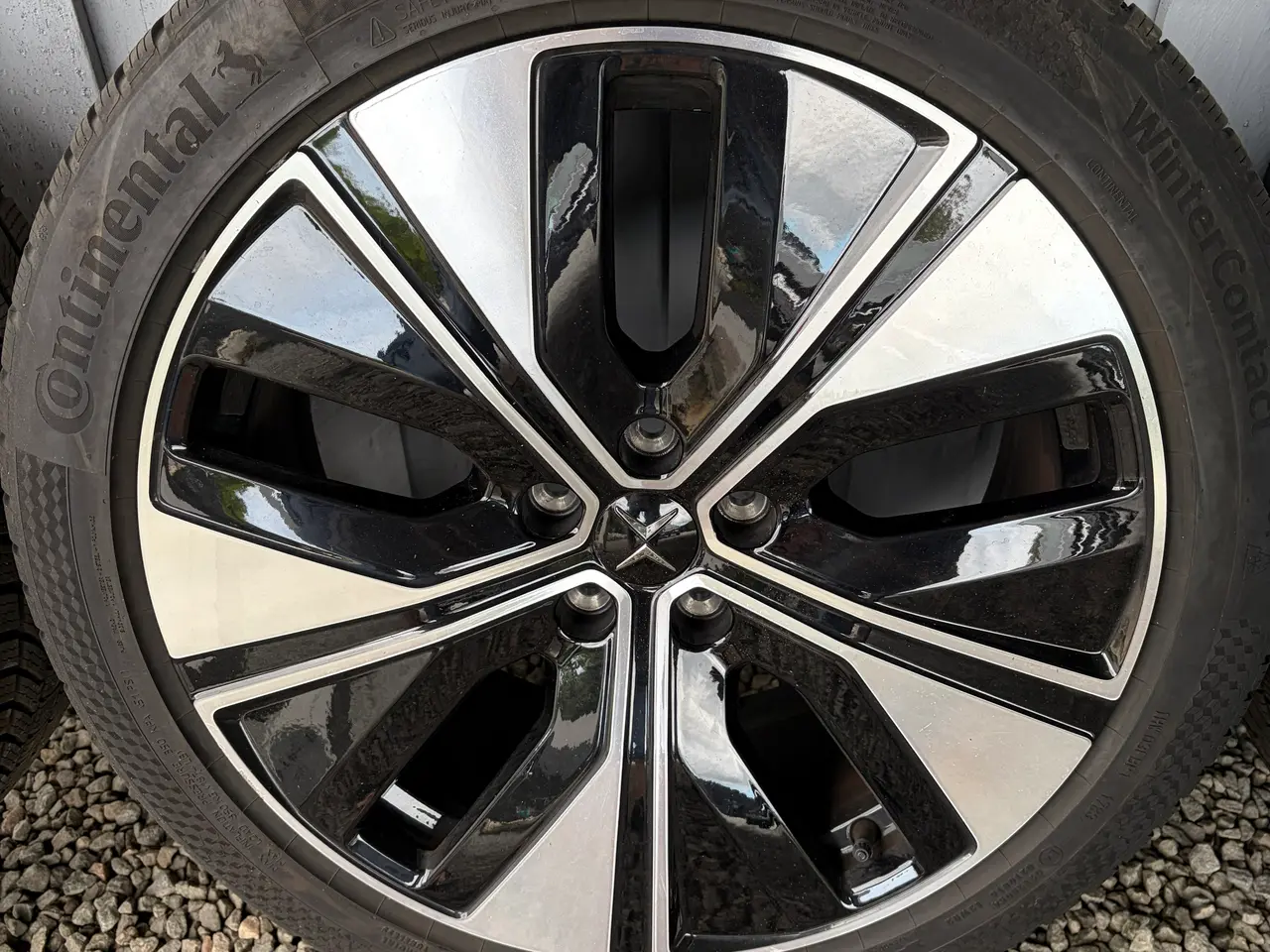 Billede 4 - Flotte Originale Polestar 2 Fælge med Vinterdæk