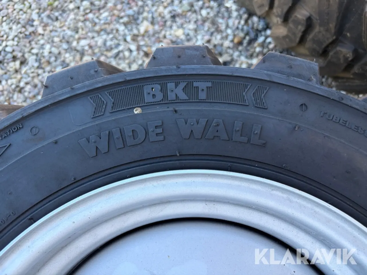 Billede 10 - Dæk Weidemann Komplet - 4 styk