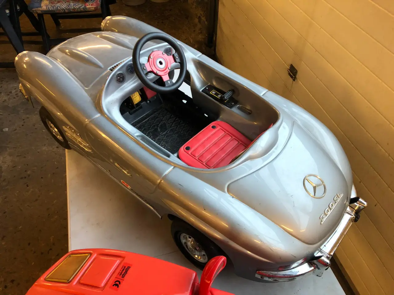 Billede 5 - Elektriske retro børne biler - F40 og 300SL