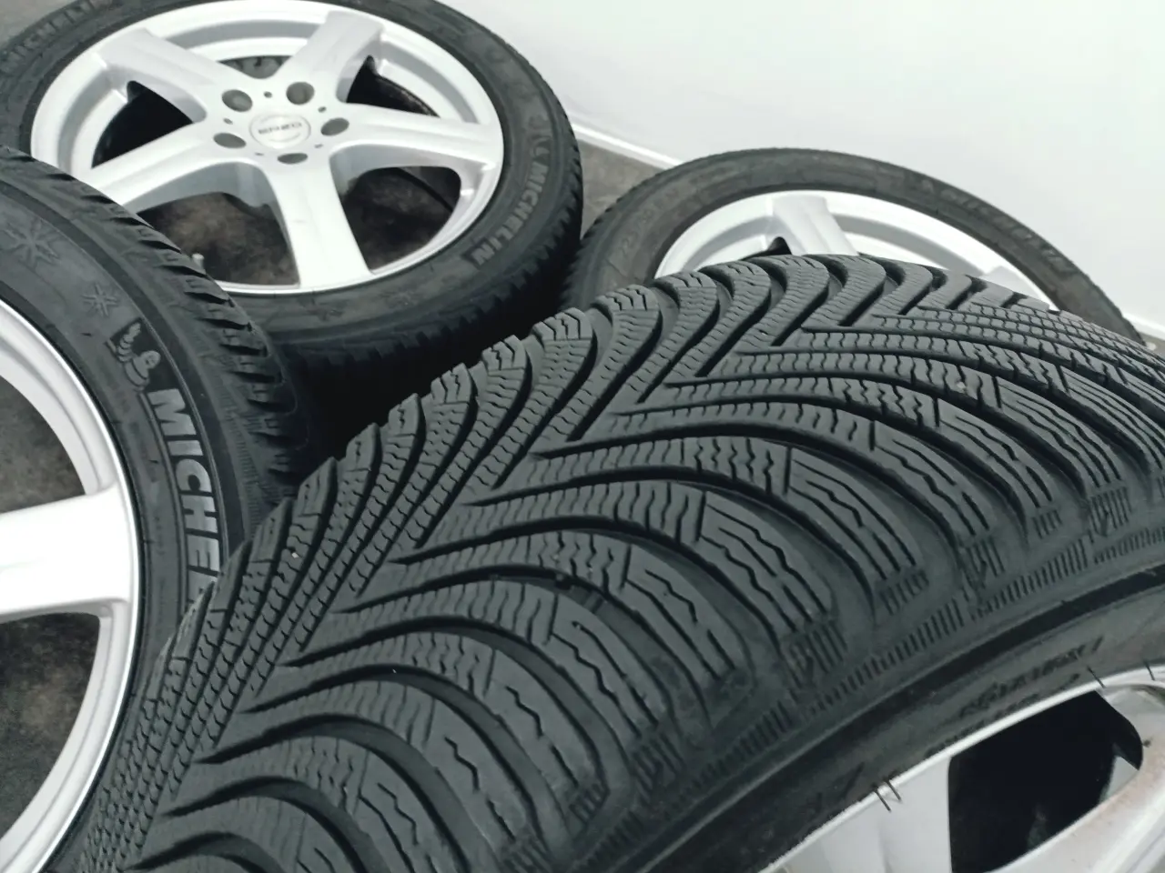 Billede 7 - 5x112 17" ET38 ENZO vintersæt inkl. TPMS