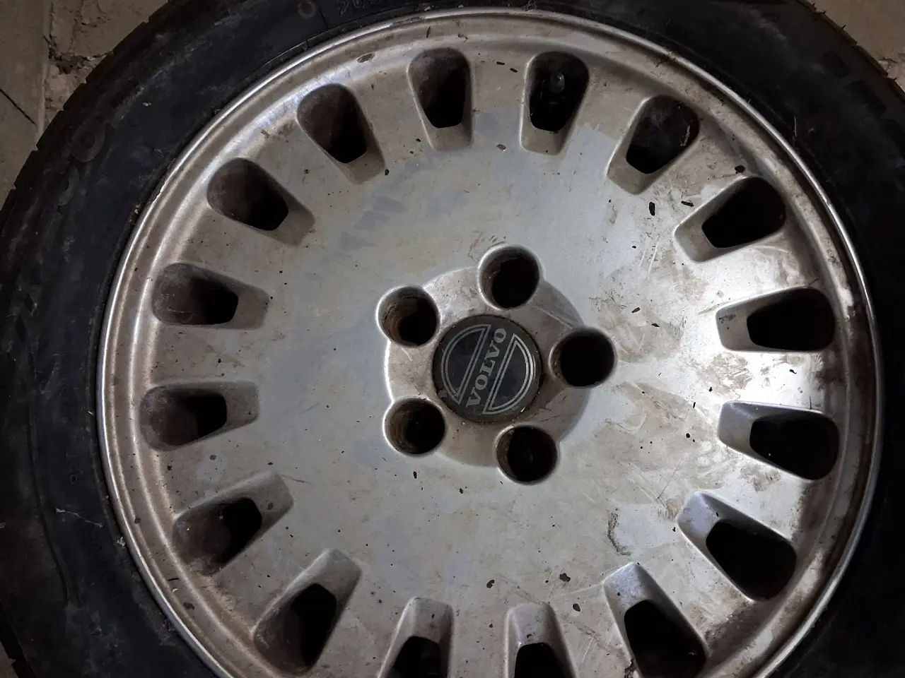 Billede 2 - Volvo aiuhjul 5x108
