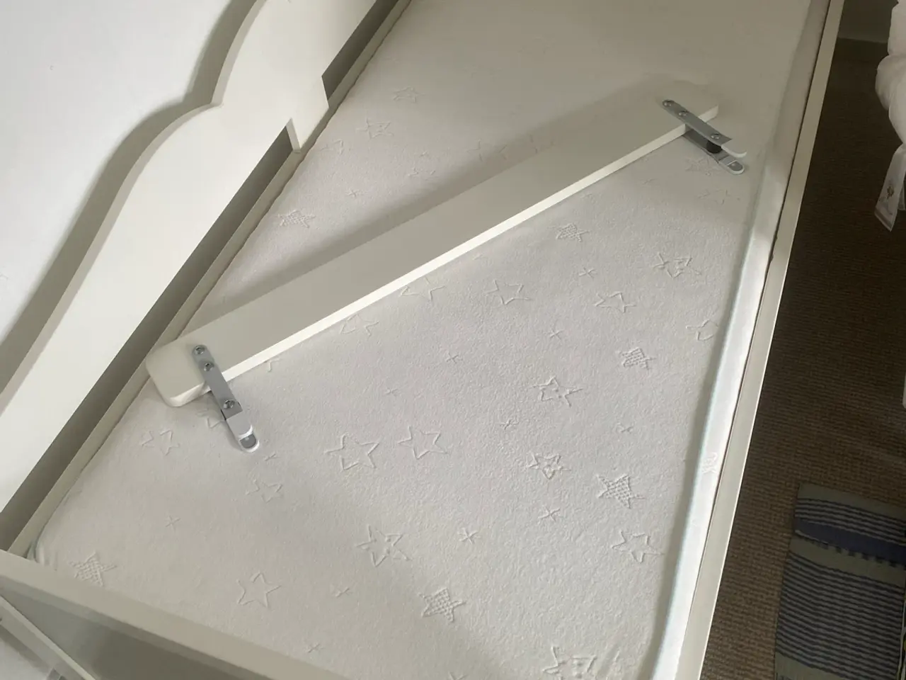 Billede 2 - Pæn seng 70x160cm