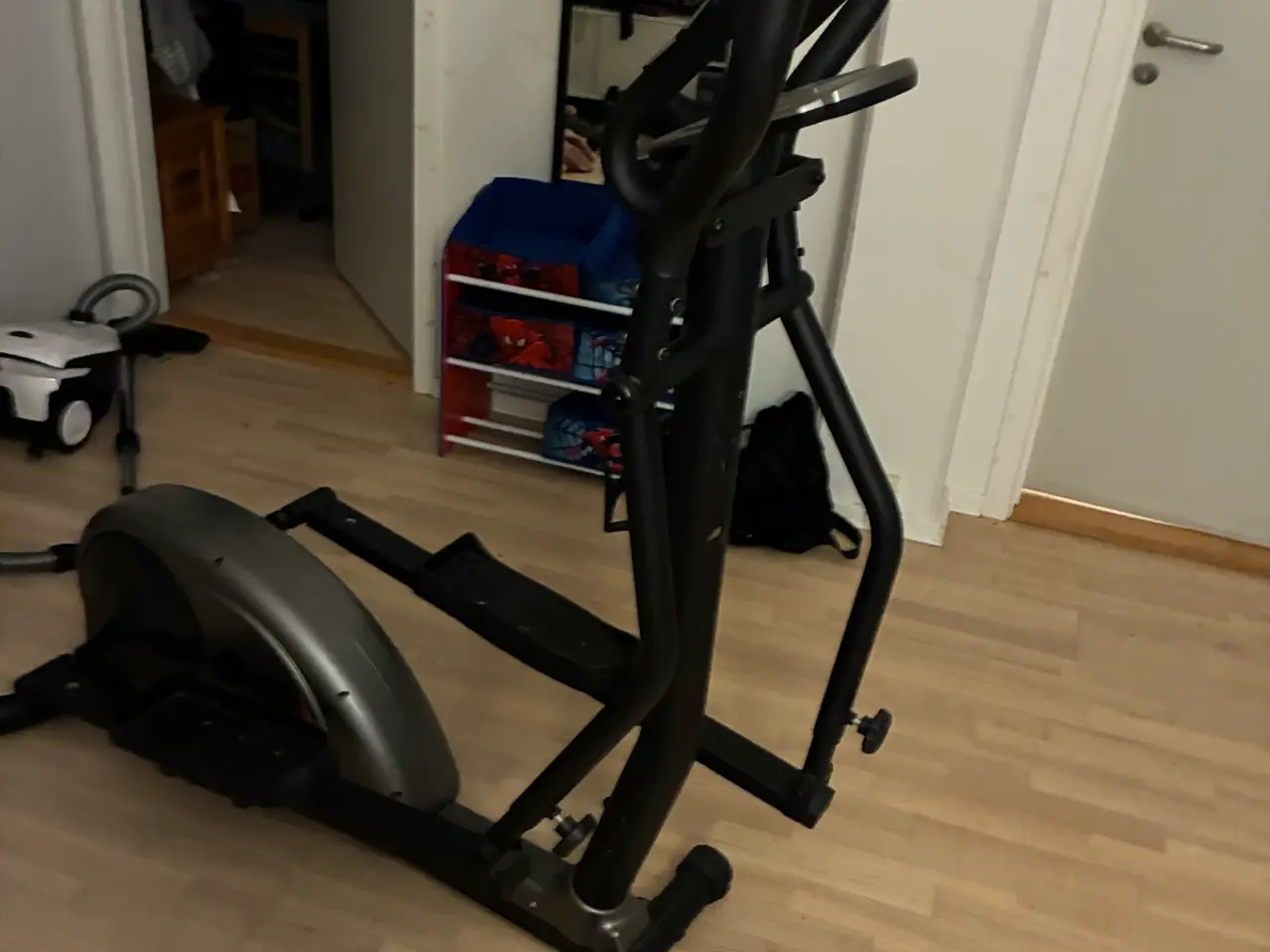 Billede 2 - Crossfit trainer sælges.