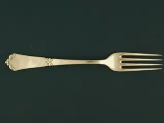 Dagny Middagsgaffel, 21 cm.