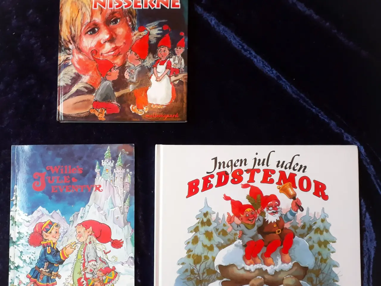 Billede 1 - 3 Julebøger