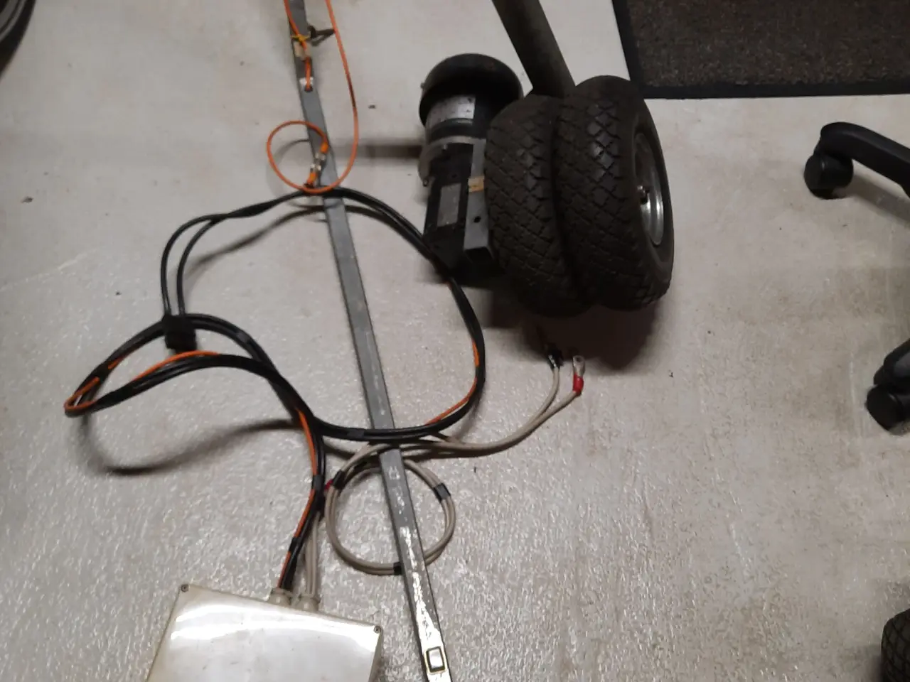 Billede 1 - Elektrisk 12 volt næsehjul i Tysk kvalitet.