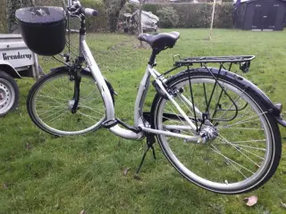 Ny cykel med lav indstigning