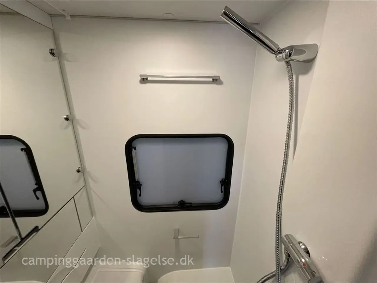 Billede 10 - 2026 - Adria Altea 492 LU   RESERVERET ! Adria Altea 492 LU – fleksibel komfort med et snuptag