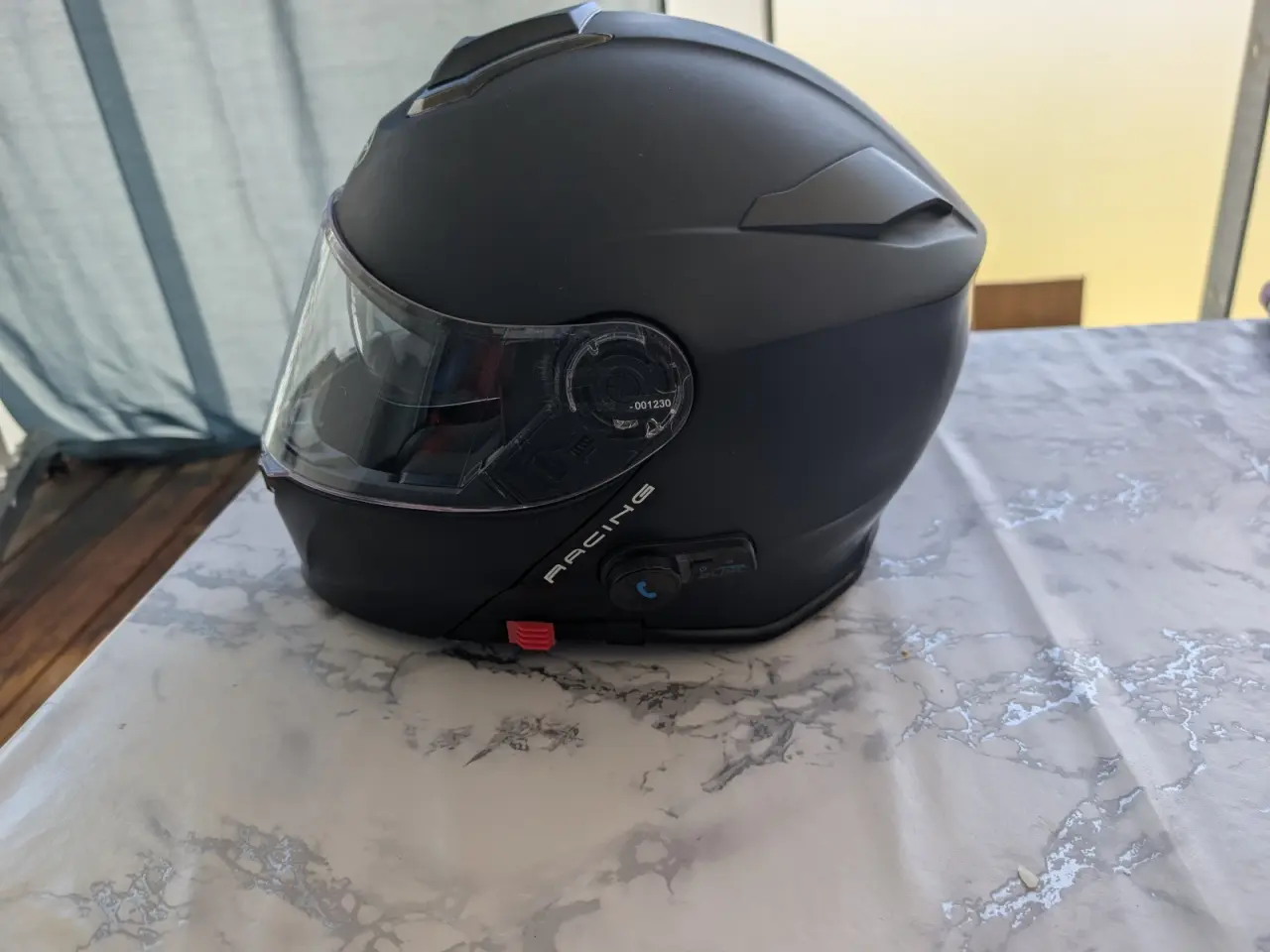 Billede 2 - Motorcykel hjelm flip-up m. Intercom og solbrille