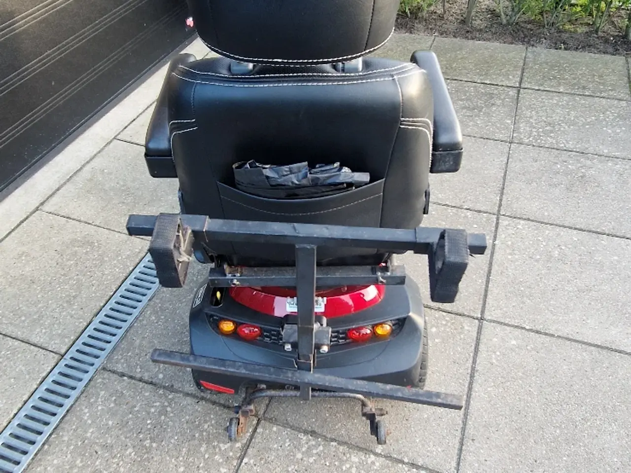 Billede 2 - El-scooter i rød