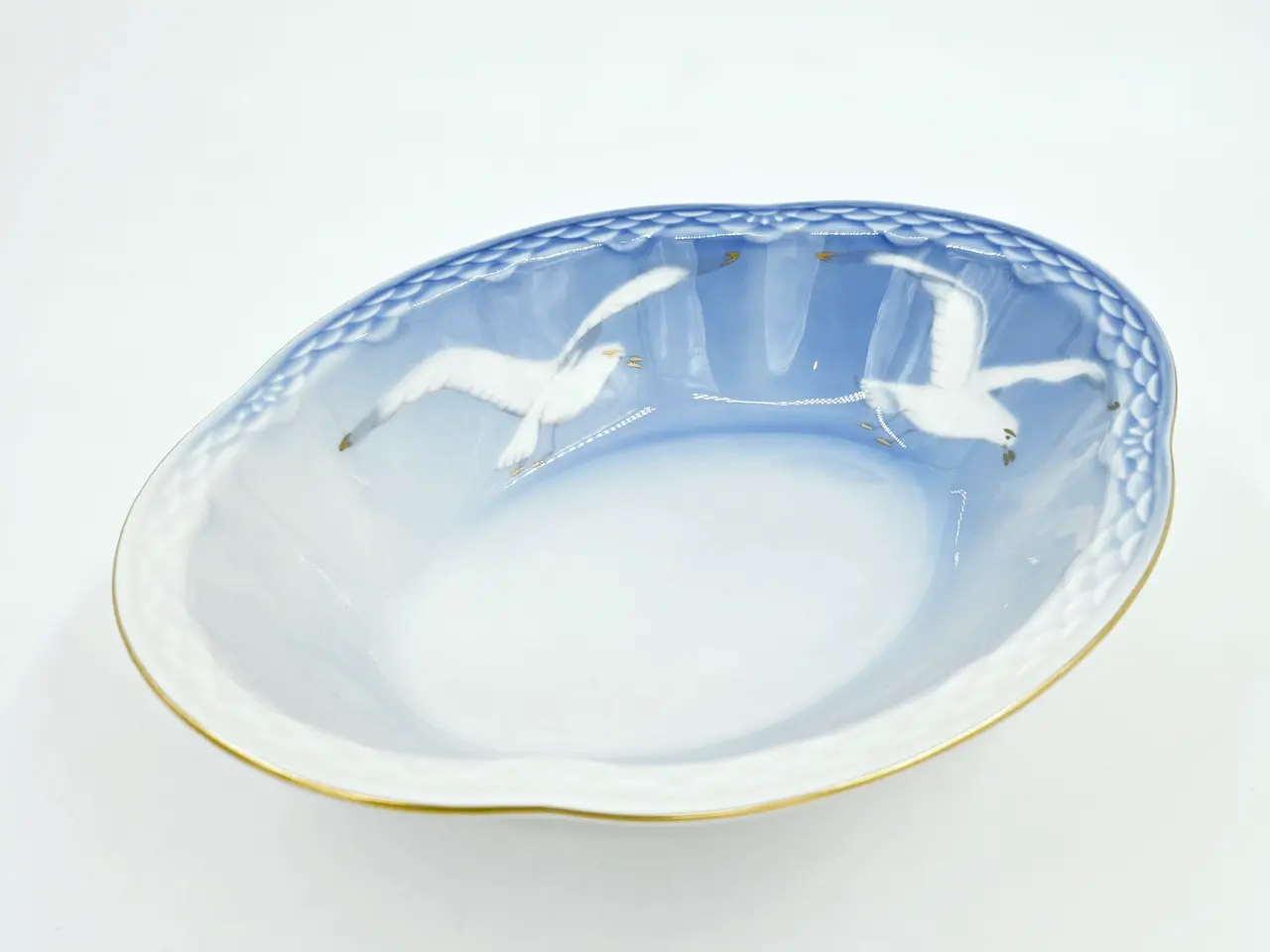 Billede 1 - Mågestel Skål Oval nr. 12B Med Guldkant 1 sortering