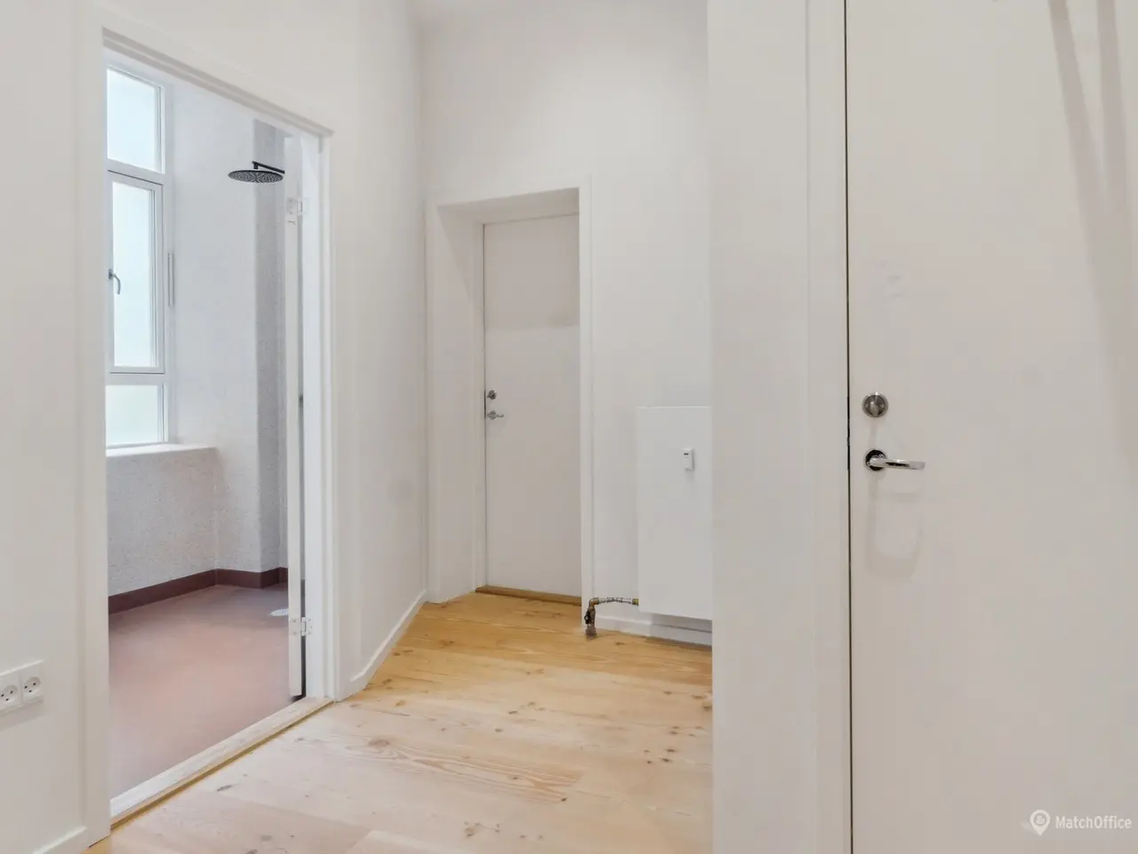 Billede 5 - Nyistandsat kontor med højt til loftet, midt på Vesterbro