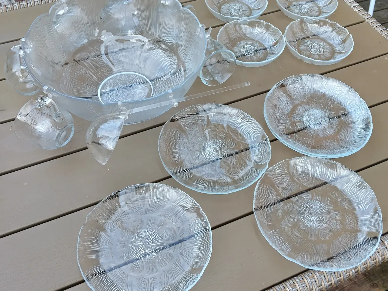 Billede 1 - Fleur Punch Bowl Sæt + Tallerkner