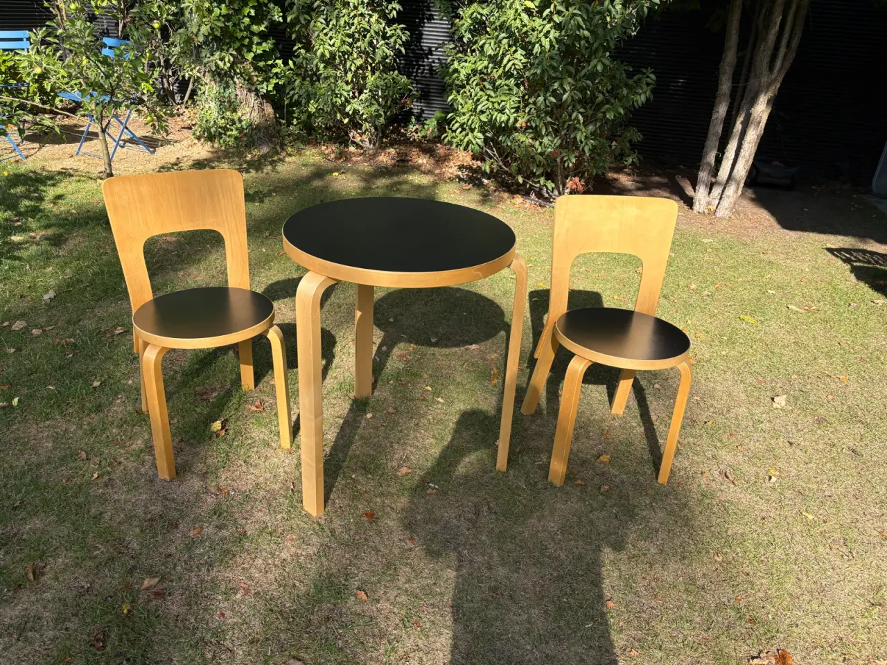 Billede 2 - Alvar alto bord 60cm to stole (66)