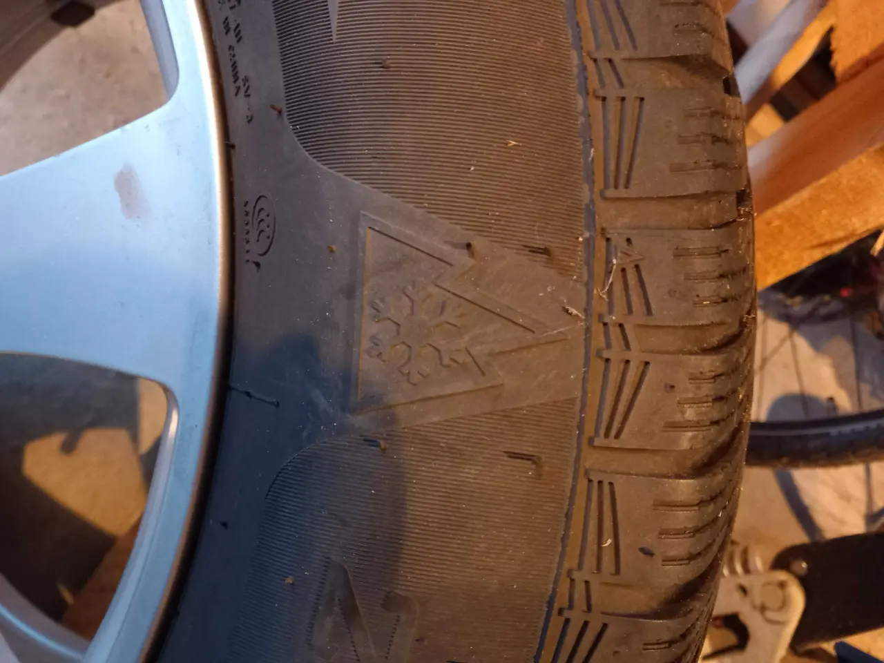 Billede 2 - Mercedes  glk vinter hjul  4000kr