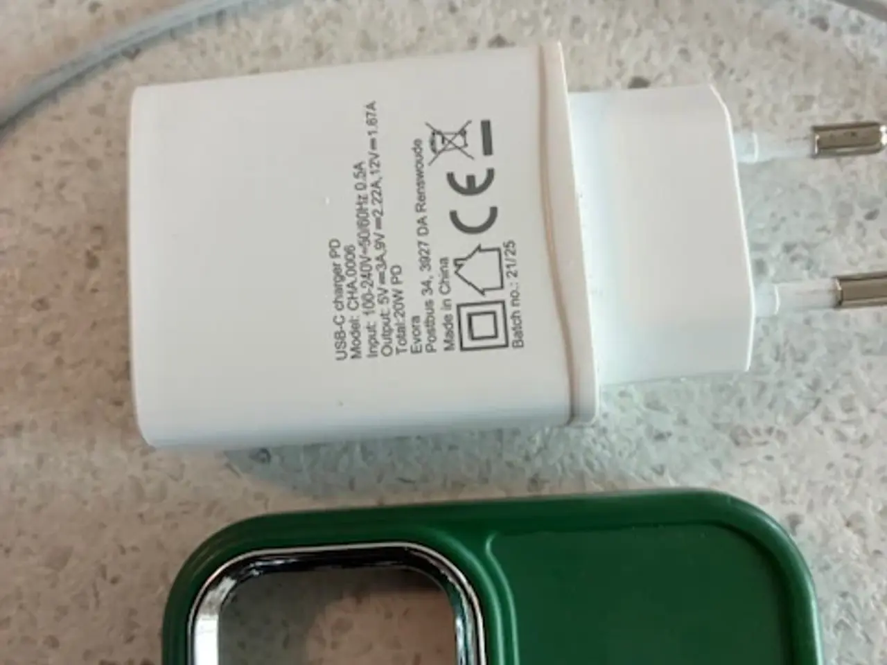 Billede 1 - Adapter 20 w samt kabel og cover til IPhone 12. 