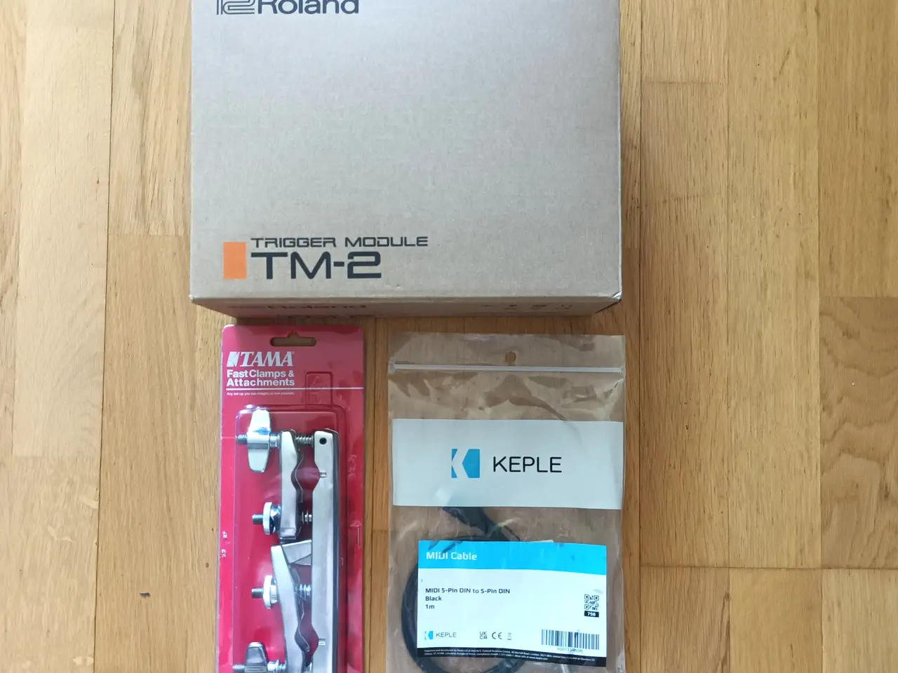 Billede 3 - Roland TM-2 Trigger Module +Tama clamp +Midi Kabel
