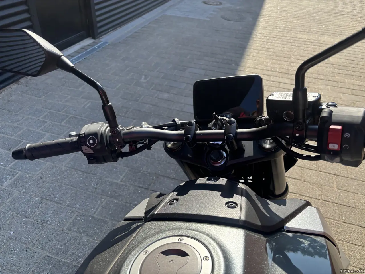 Billede 13 - Honda CB 750 Hornet E-Clutch