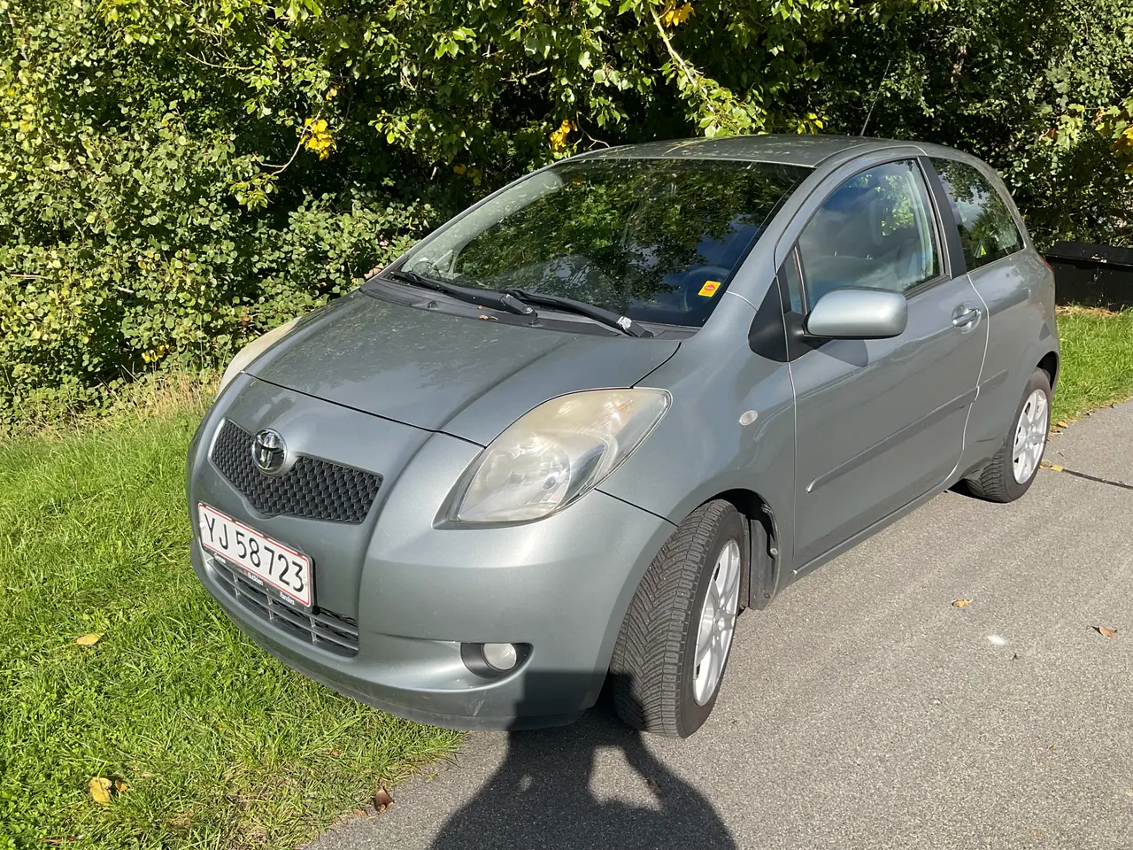 Billede 1 - Toyota Yaris 1,3 Benzin 3 Dørs