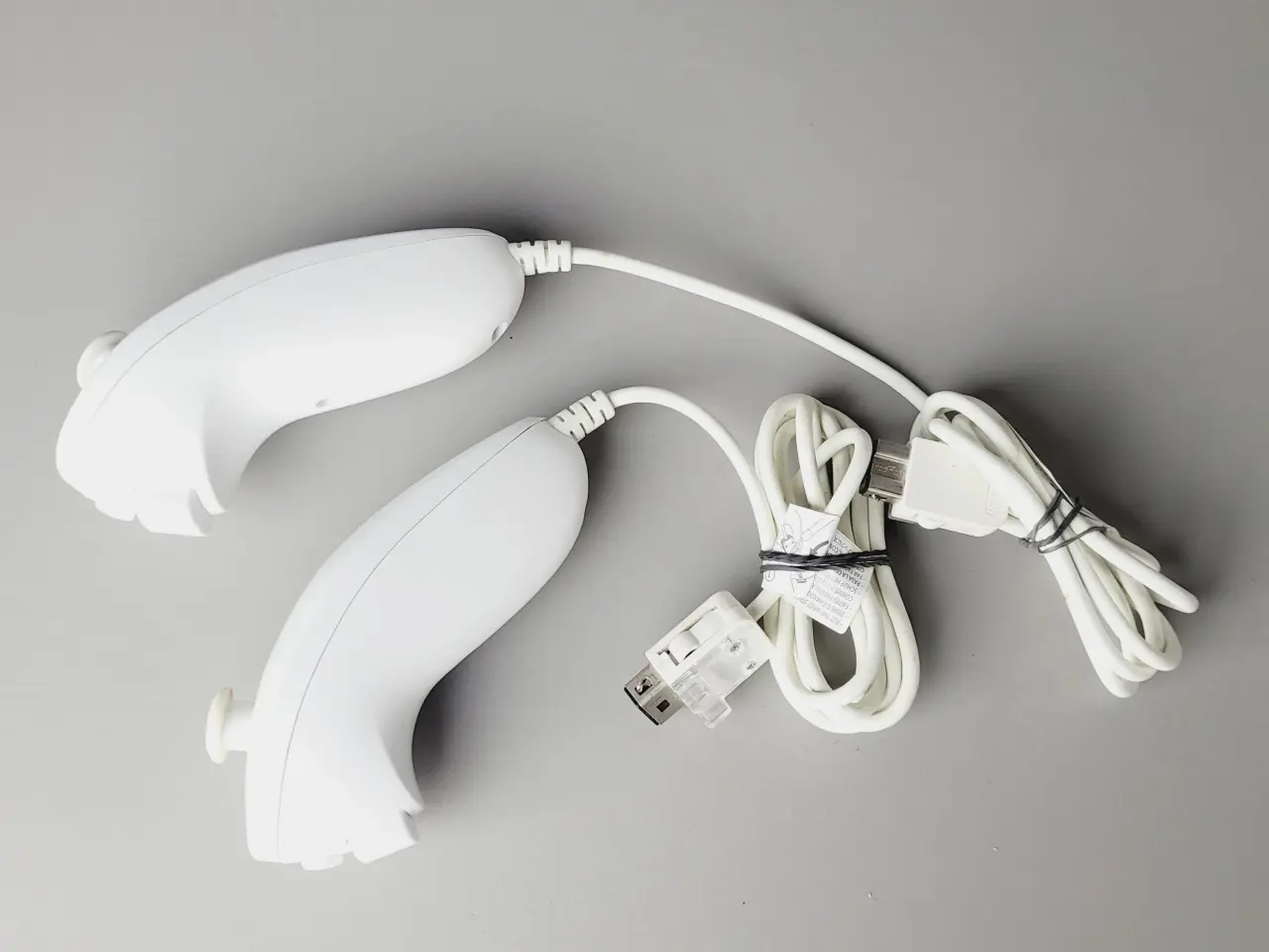 Billede 2 - ⭐️· 🎮 Originale Wii Nunchuk controllere (2 stk.) 