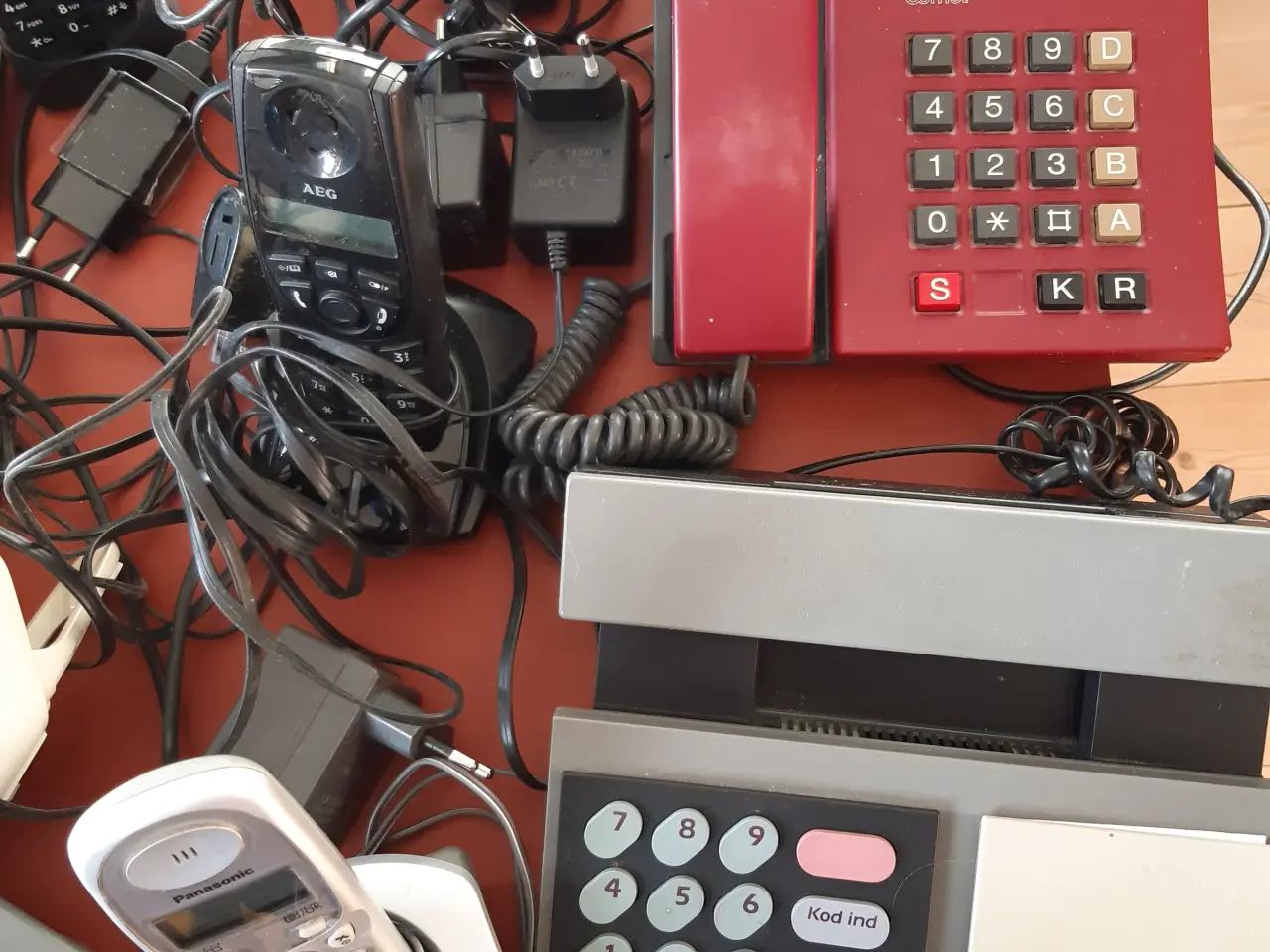 Billede 2 - Diverse telefoner - giv et bud
