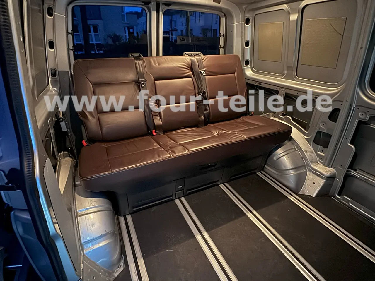 Billede 5 - Multivan-skinnesystem til VW T5-T6.1 California