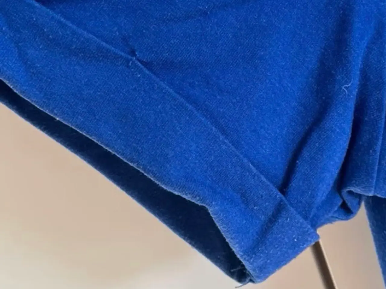 Billede 3 - Blå t-shirt fra Only Carmakoma
