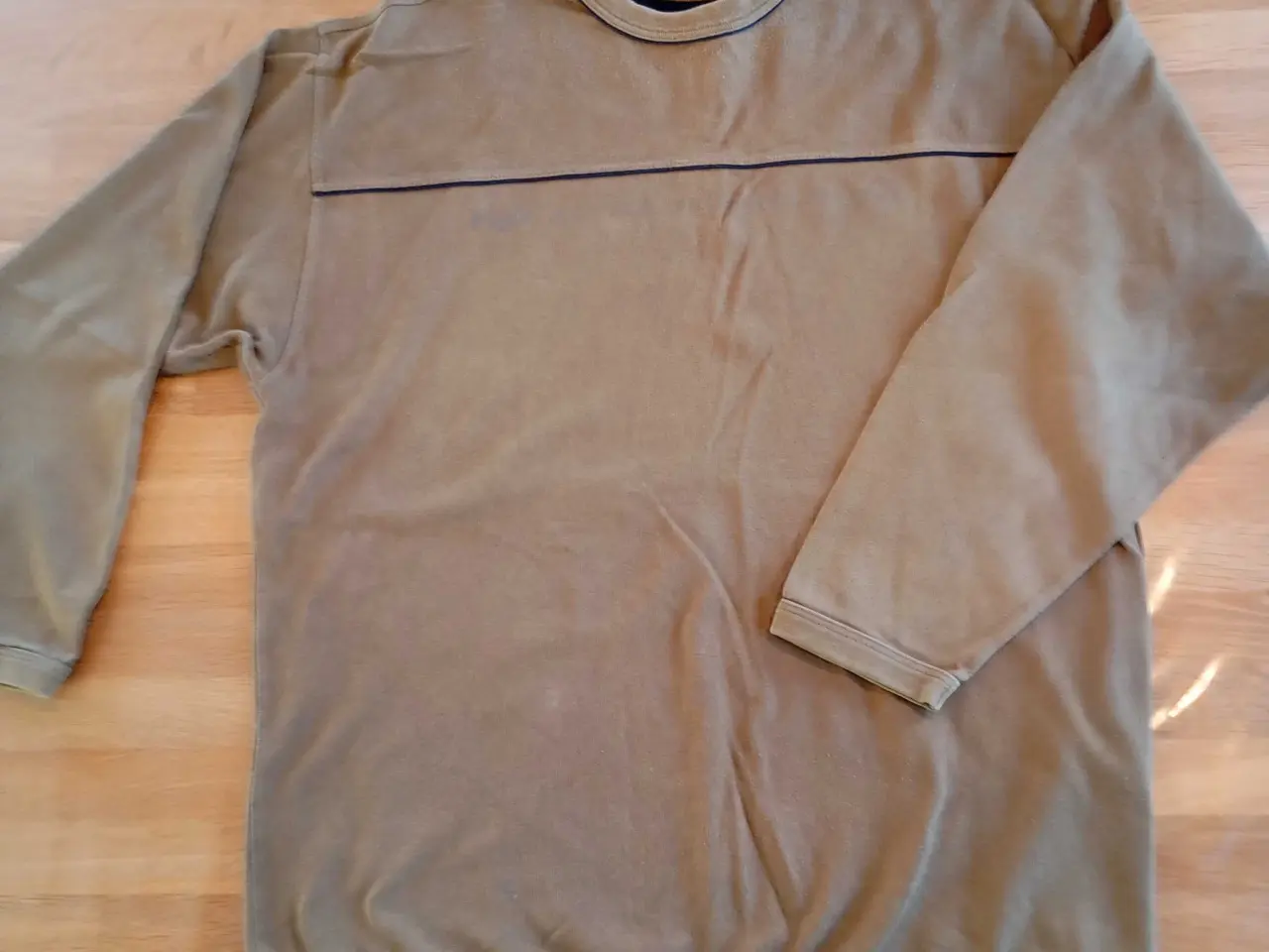 Billede 1 - H2O bluse / sweatshirt