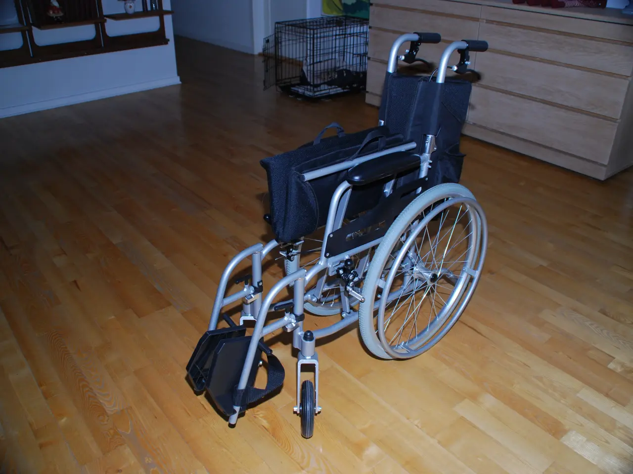 Billede 2 - Kørestol Actiumplus