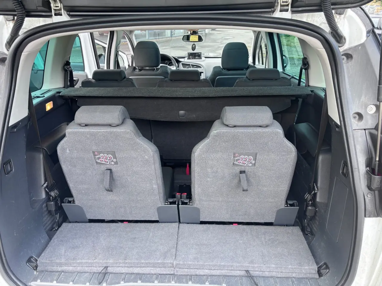 Billede 7 - Peugeot 5008 1,6 e-HDi 114 Style ESG 7prs