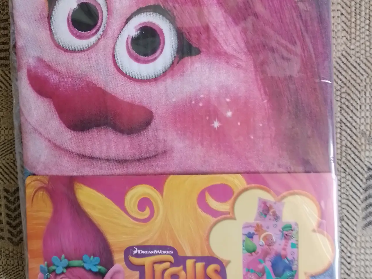 Billede 1 - Sengelinned med "Trolls" str. 140x200 cm