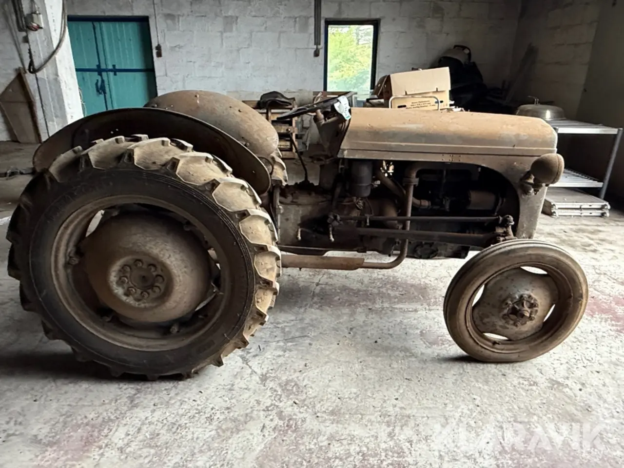Billede 6 - Veteran traktor Ferguson Tea-20 littel grey