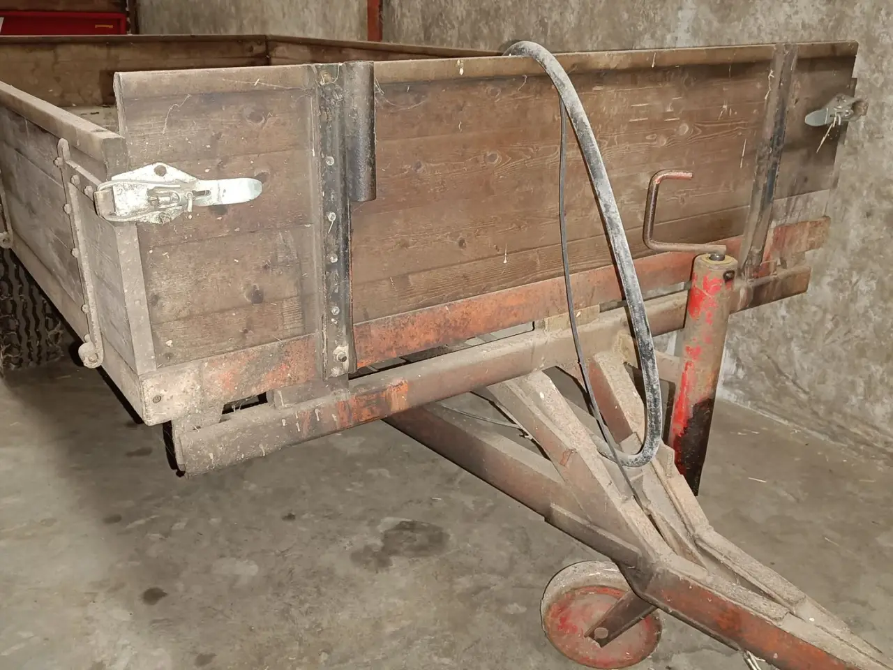 Billede 3 - - - - Tipvogn ca. 3-4 tons fin træ vogn