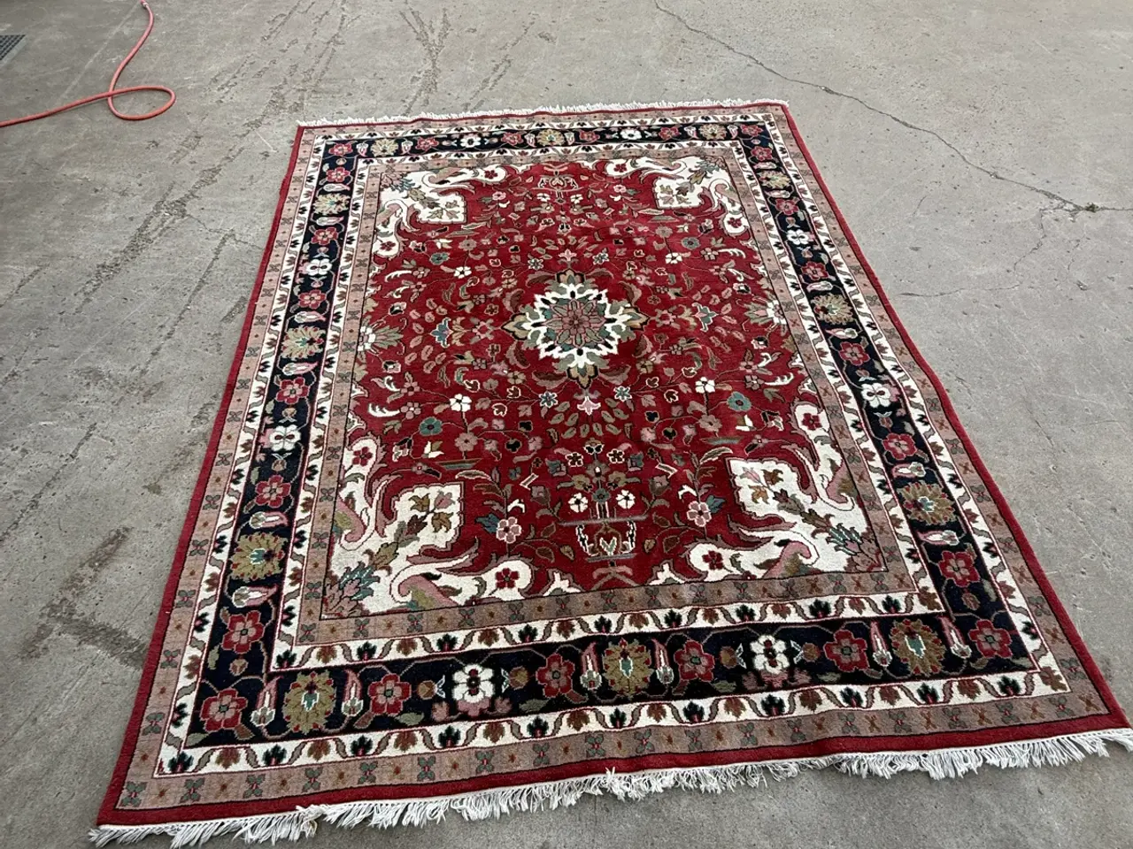 Billede 1 - Orientalsk tæppe 250x300 cm