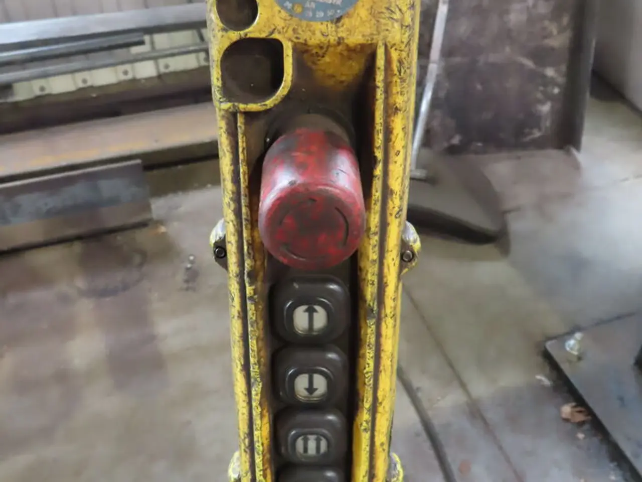 Billede 9 - Søjlesvingkran DEMAG 500 kg