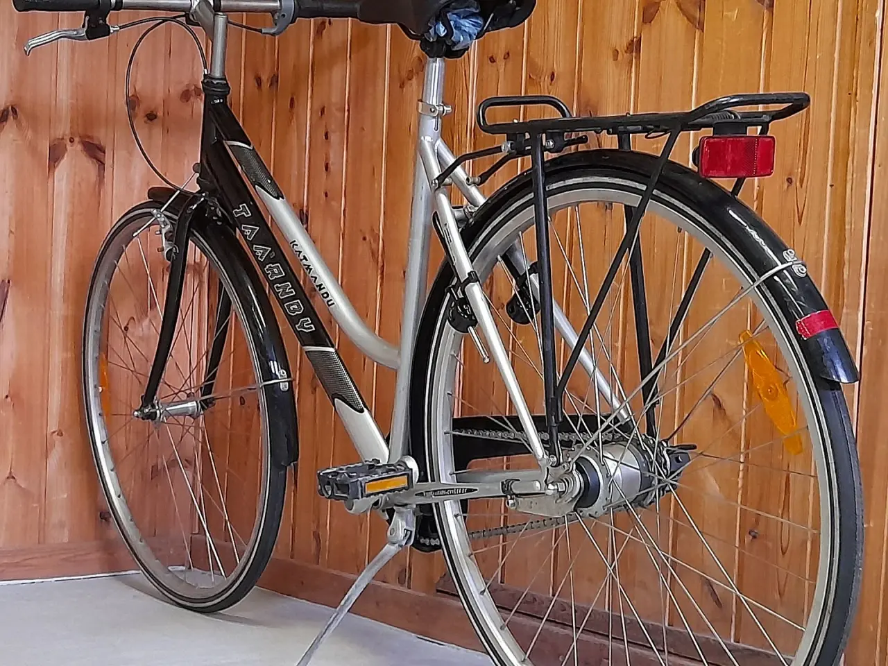 Billede 5 - Taarnby Cykel ”Katmandu” Dame/Pige - Citybike. 27”