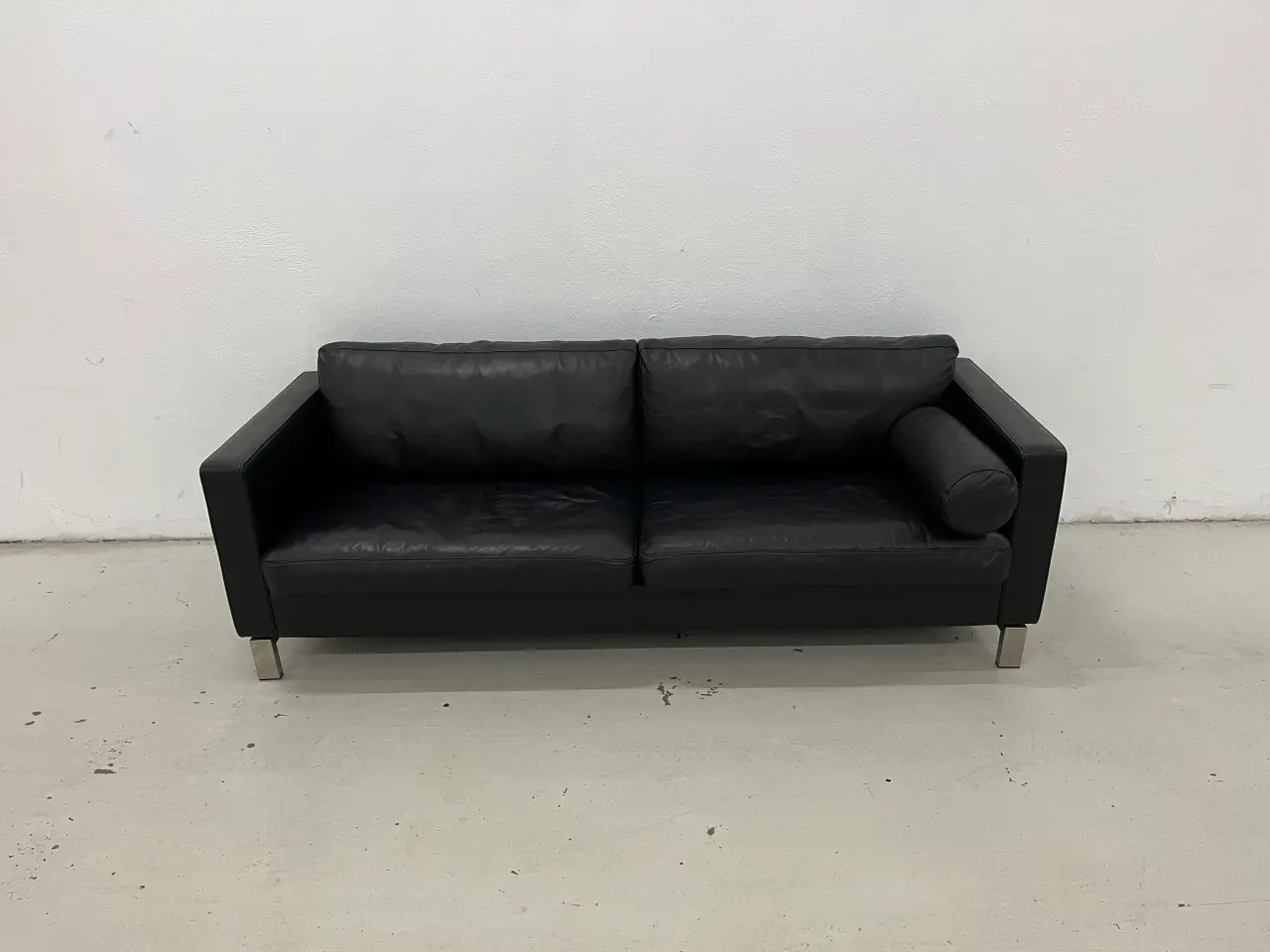 Billede 2 - Mogens Hansen MH321 3 Pers.Sofa i sort premium.