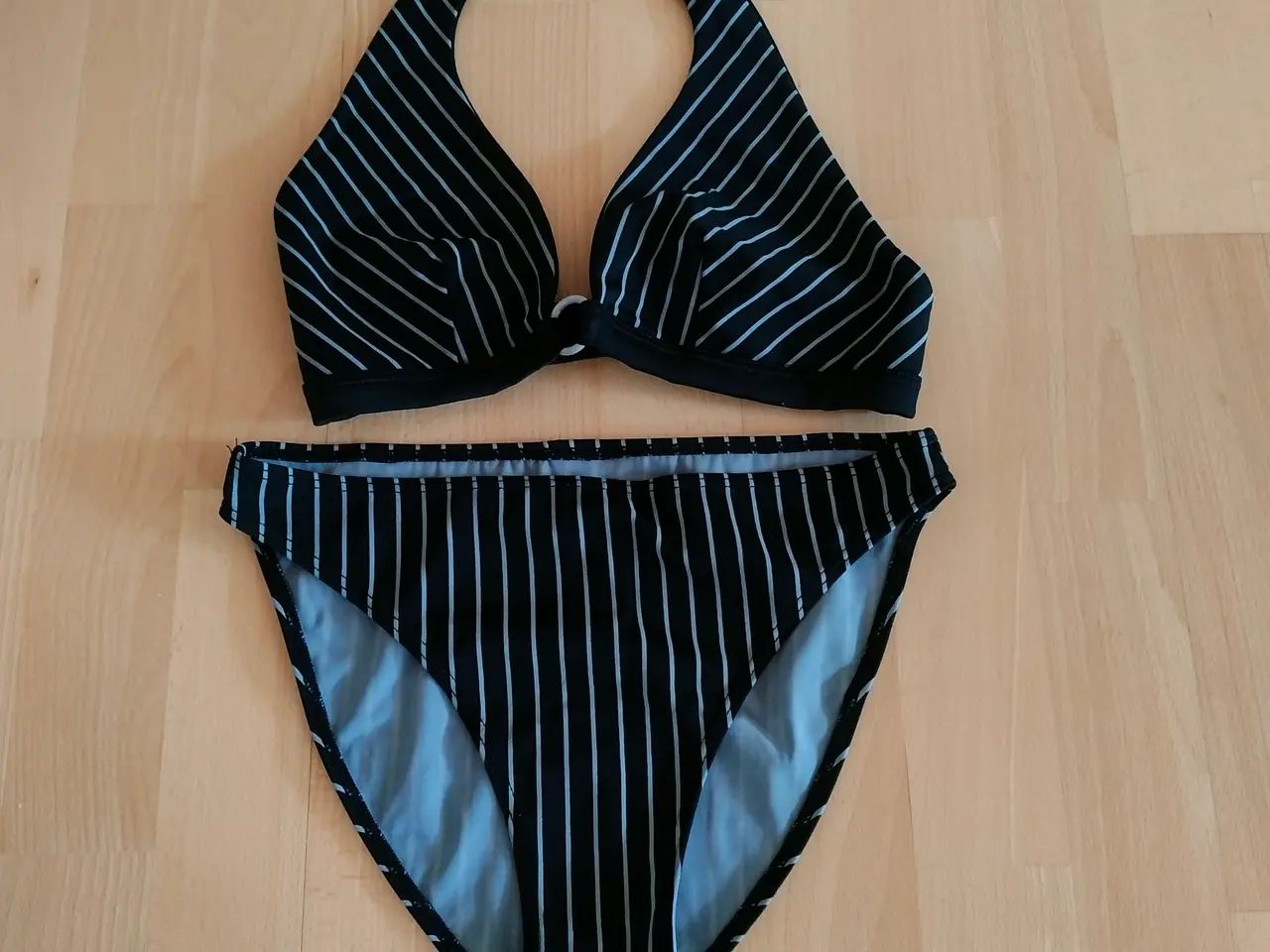 Billede 1 - Ny bikini