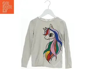 Langærmet T-shirt med enhjørningmotiv fra H&M (str. 122) fra H&M (str. 122)