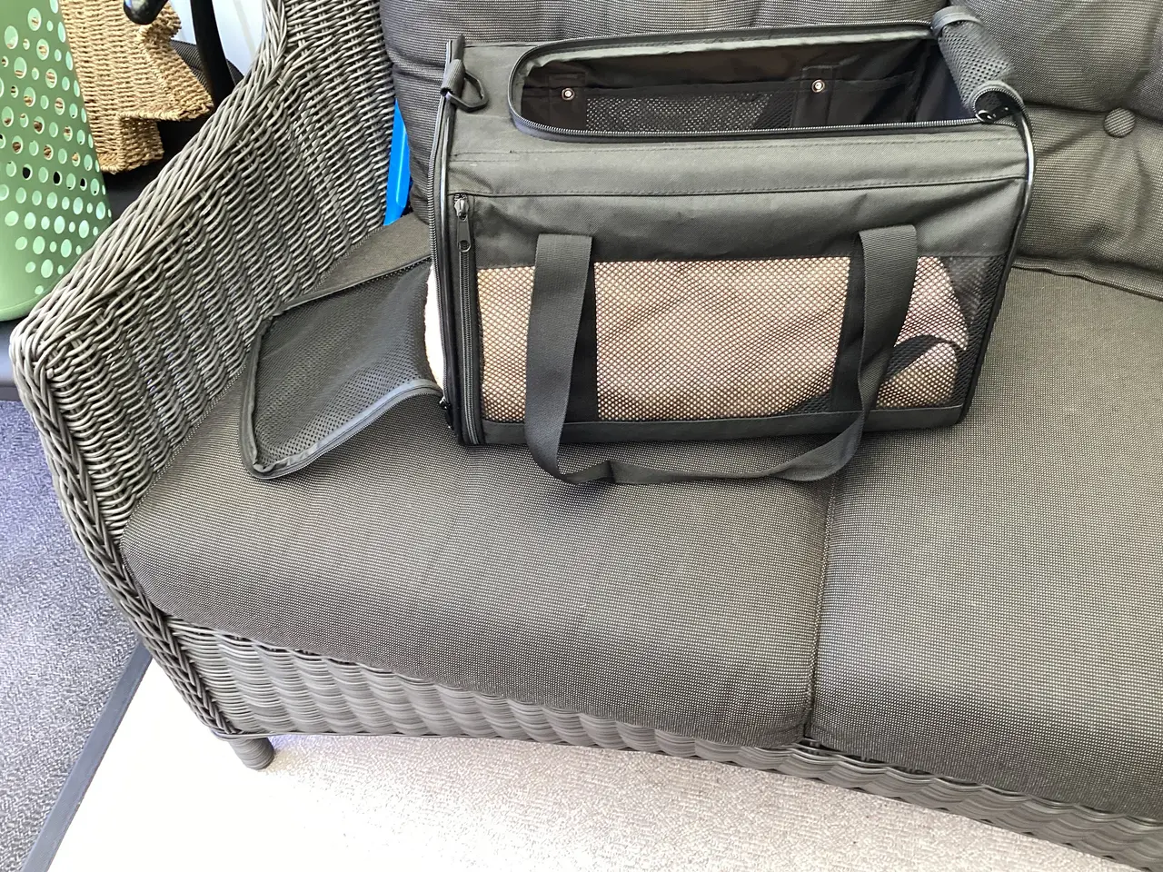 Billede 1 - Transportkasser til lille hund
