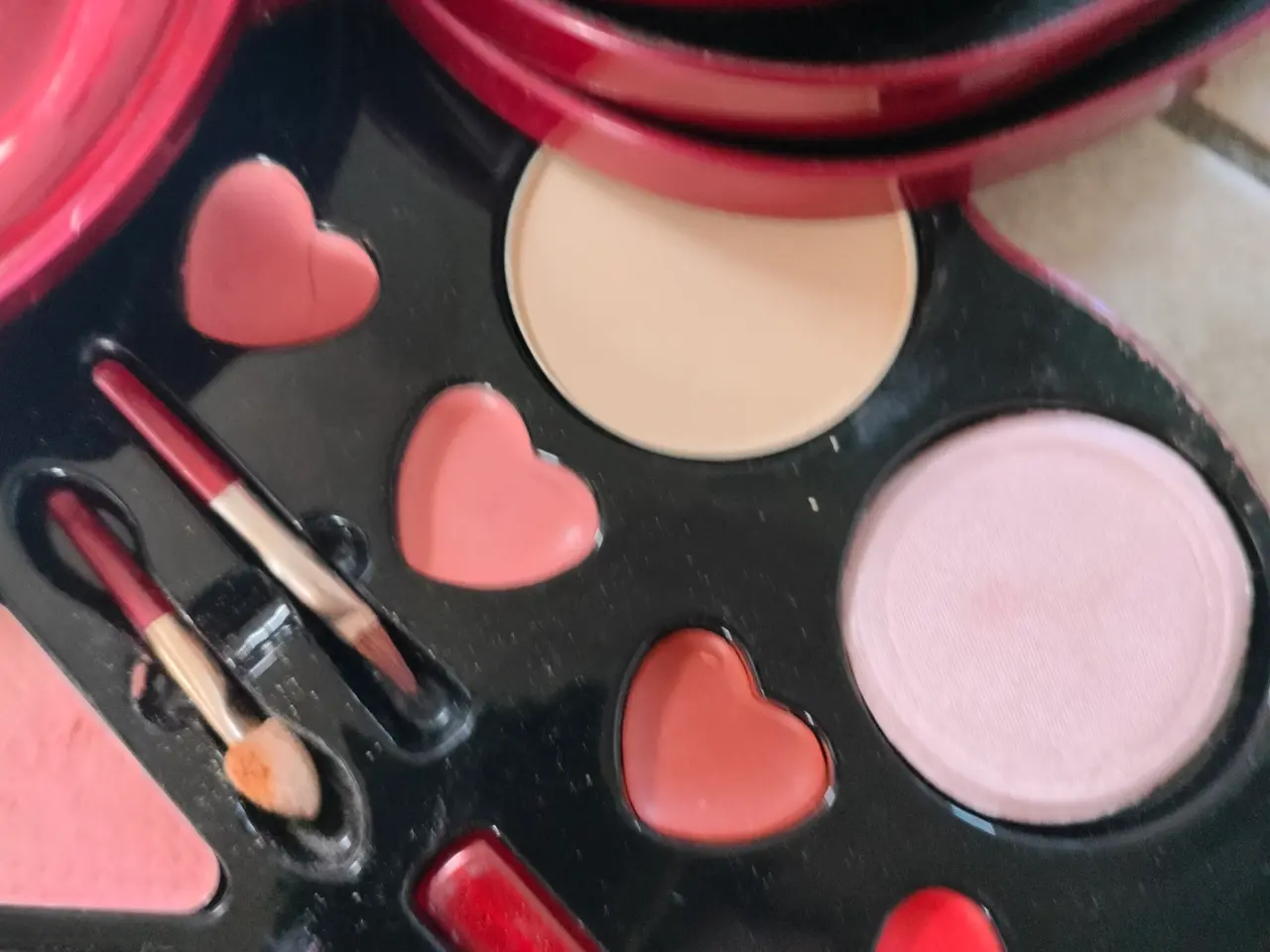 Billede 4 - Make up æsker