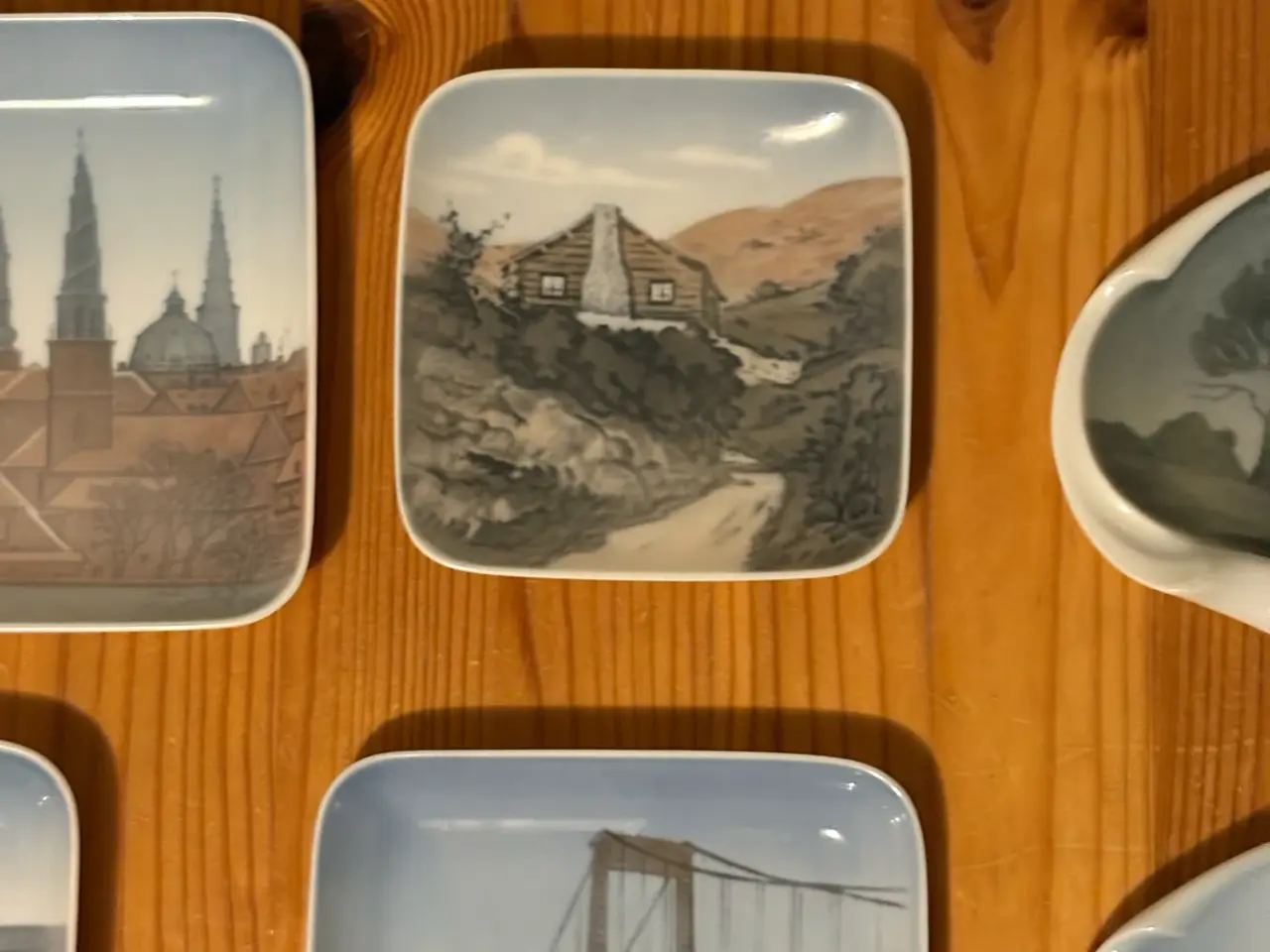 Billede 4 - Bing & Grøndahl og Royal Copenhagen Asietter