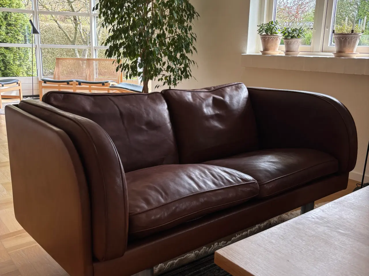 Billede 10 - To stk. ikoniske EJ20/JG2 to-personers sofaer