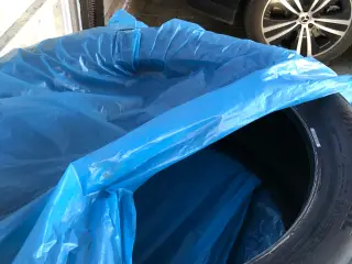 Næsten nye Bridgestone sommerdæk 1/2 pris