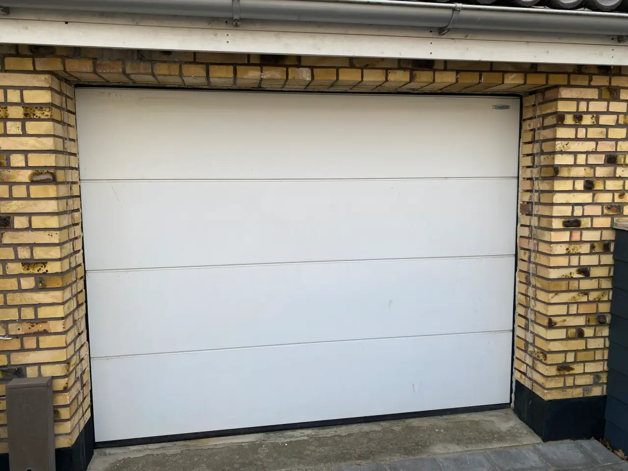 Billede 1 - Crawford garageport med fjernbetjening